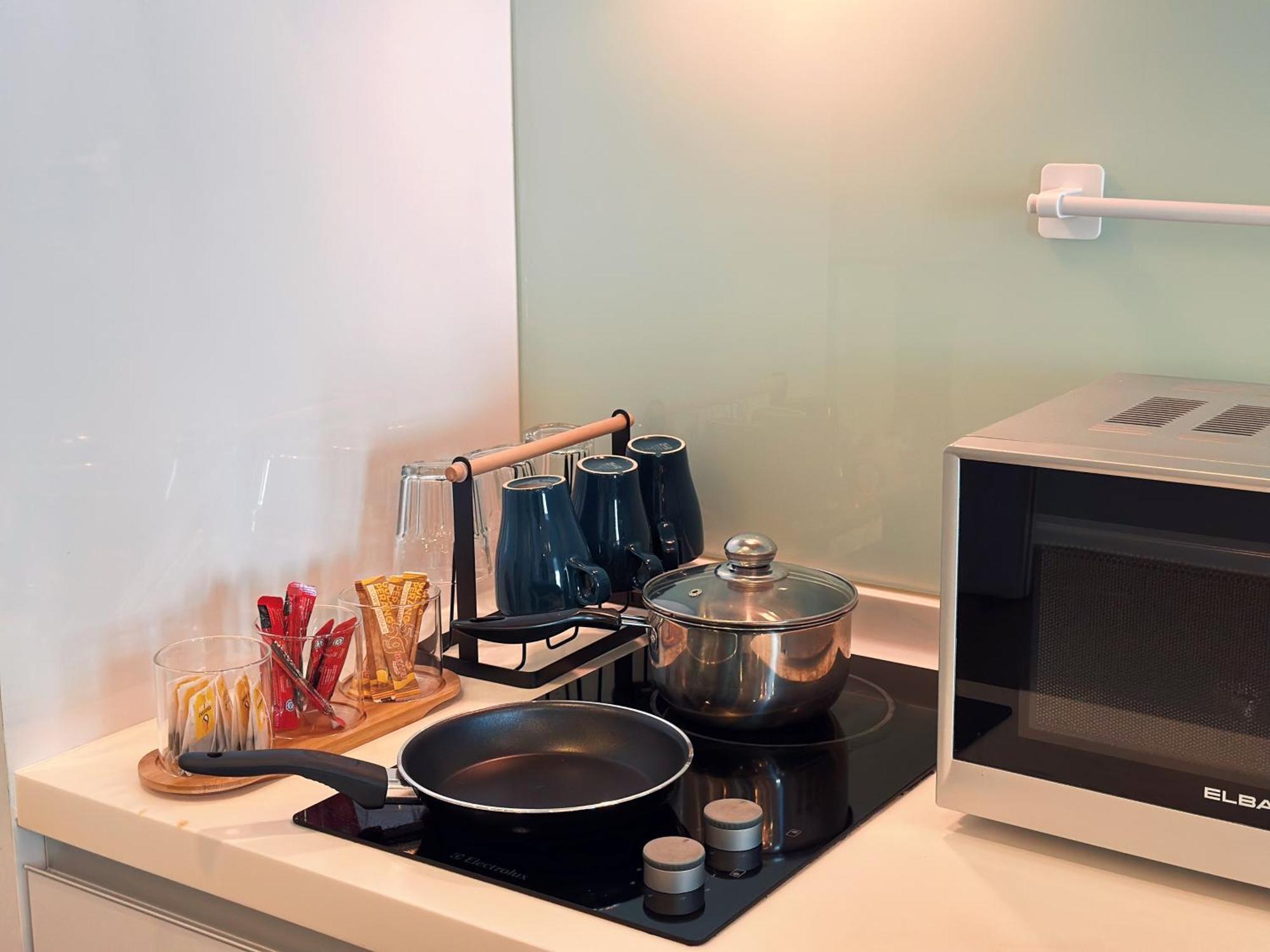 6Pax Suites Kl City Pavilion At Bukit Bintang Netflix & Wifi — Photos 2